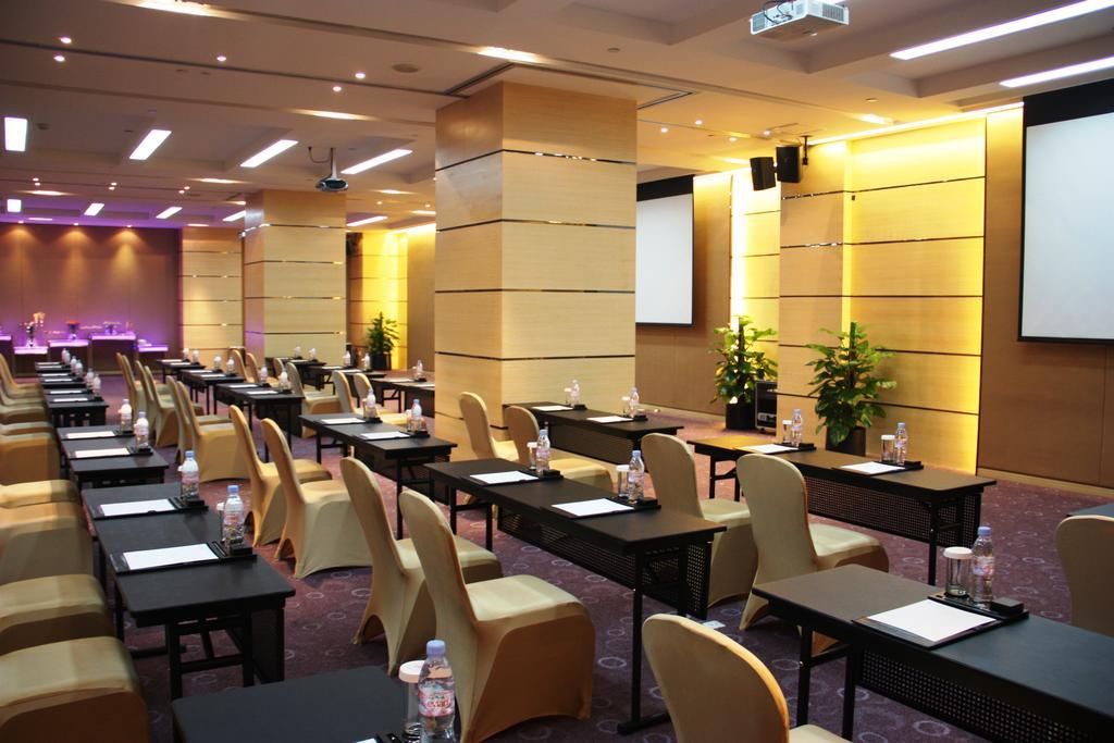 Jianguo Hotel Гуанчжоу Экстерьер фото